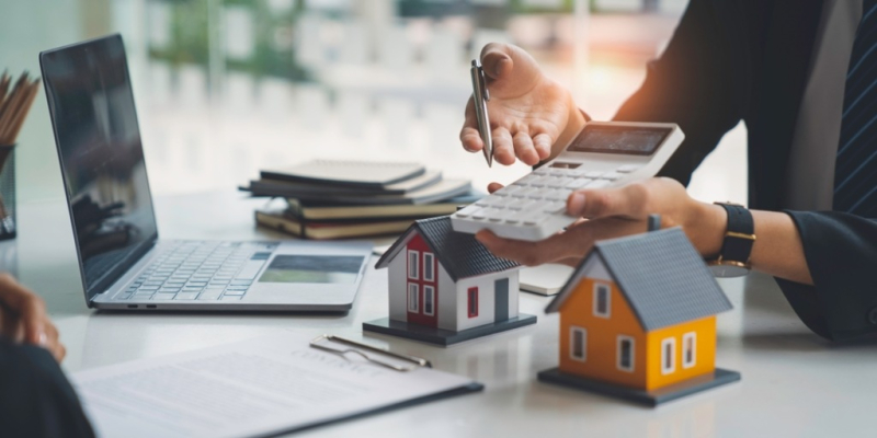 process of selling and buying a house