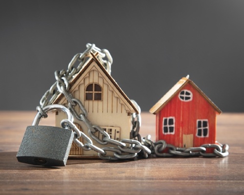 What is a Property Chain and How Does It Work in South East London?